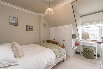 24C Braid Crescent, Edinburgh, EH10 6AU - image 4