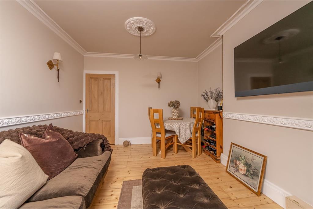 24C Braid Crescent,
Edinburgh,
EH10 6AU - image 6