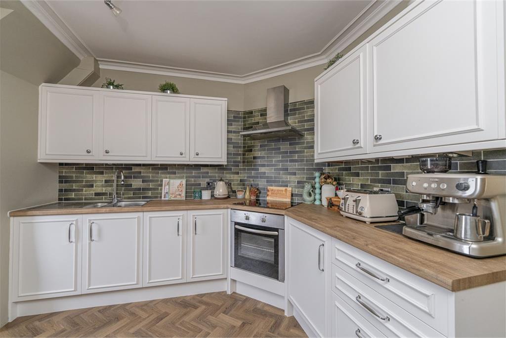 24C Braid Crescent,
Edinburgh,
EH10 6AU - image 9