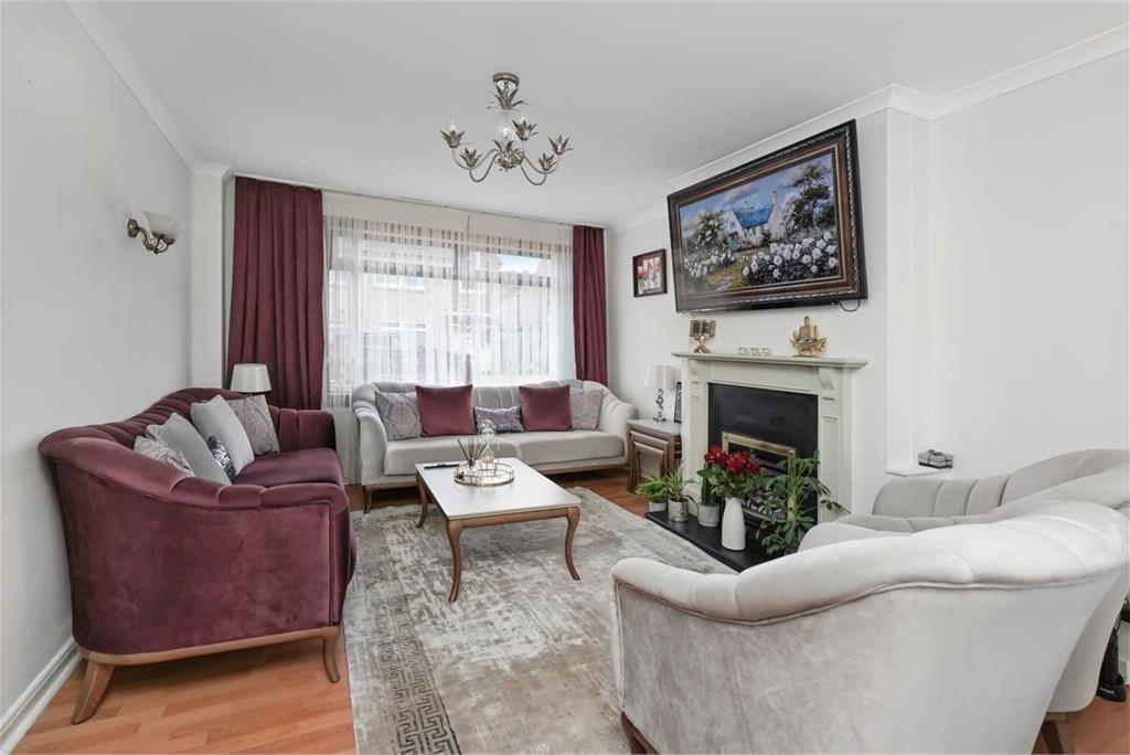 17 Redhall Crescent, Redhall, Edinburgh, EH14 2HU - image 2