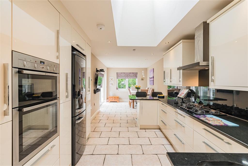 1 Roull Road, Edinburgh, EH12 7JW - image 7