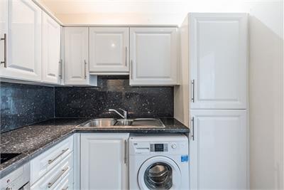 30/8 Millar Crescent, Edinburgh, EH10 5HH - image 11