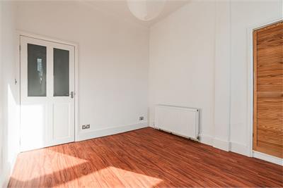 30/8 Millar Crescent, Edinburgh, EH10 5HH - image 14