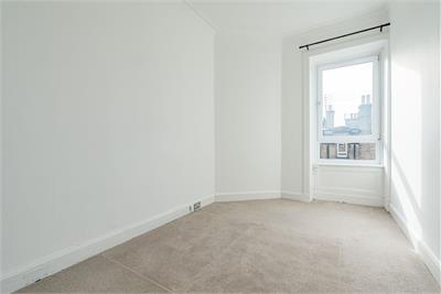 30/8 Millar Crescent, Edinburgh, EH10 5HH - image 15