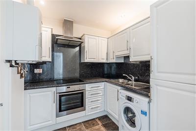 30/8 Millar Crescent, Edinburgh, EH10 5HH - image 4