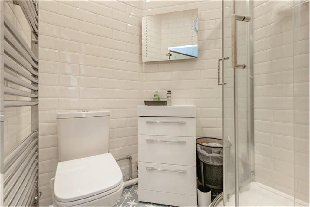 1 Salisbury Place, Newington, EH9 1SL - image 14