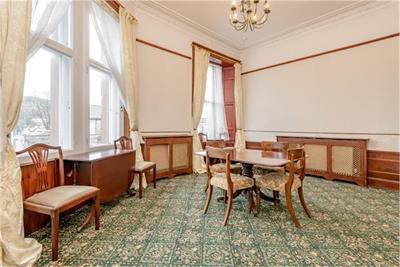 1 Salisbury Place, Newington, EH9 1SL - image 3