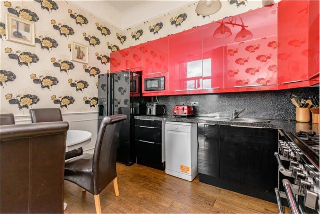 1 Salisbury Place, Newington, EH9 1SL - image 4