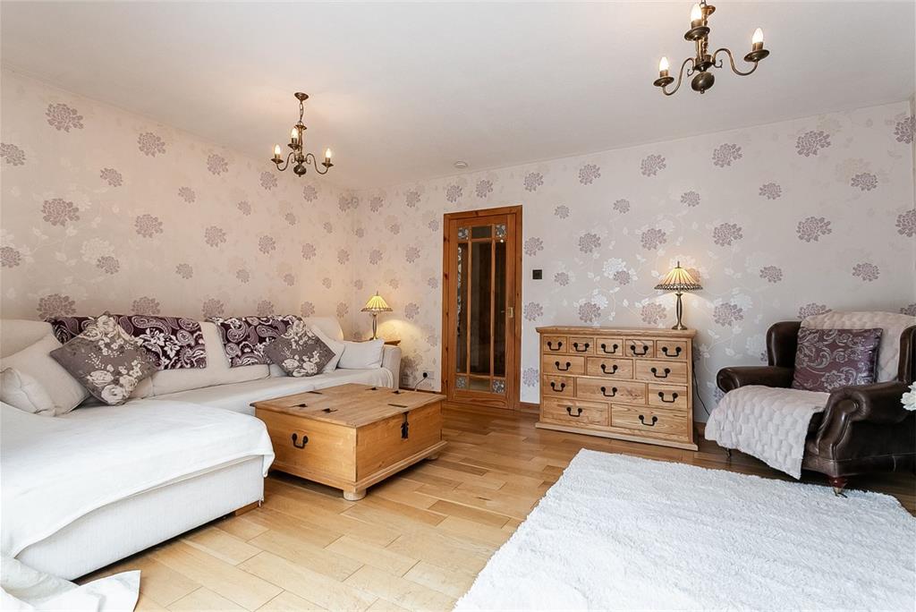11 Mortonhall Park Avenue,
Edinburgh,
EH17 8BP - image 3