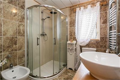 11 Mortonhall Park Avenue,
Edinburgh,
EH17 8BP - image 23