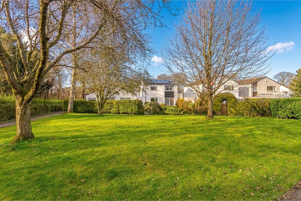 11 Mortonhall Park Avenue,
Edinburgh,
EH17 8BP - image 34
