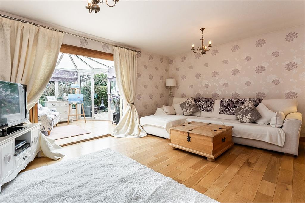 11 Mortonhall Park Avenue,
Edinburgh,
EH17 8BP - image 5