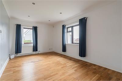 16 Suttieslea Crescent, Newtongrange, EH22 4AR - image 3