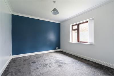 16 Suttieslea Crescent, Newtongrange, EH22 4AR - image 8