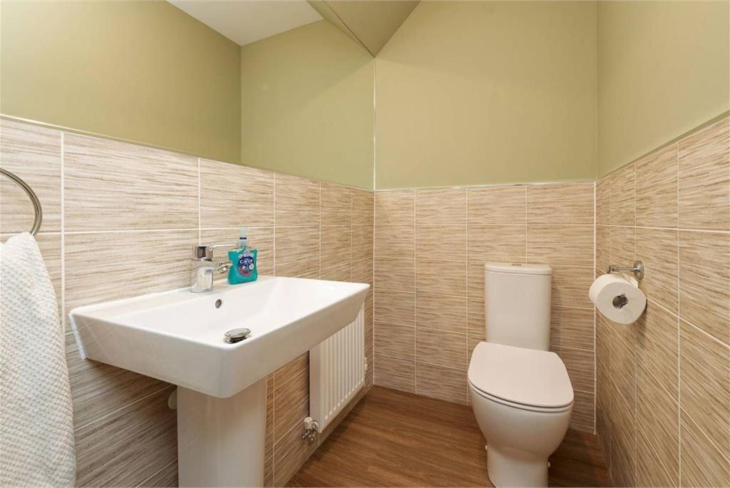 3 Allerdice Road, East Calder, EH53 0PW - image 11