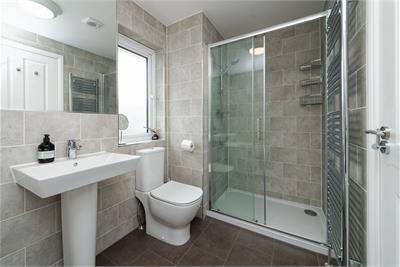 3 Allerdice Road, East Calder, EH53 0PW - image 25