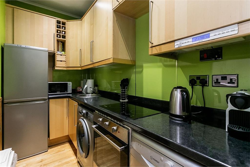 93/8 Easter Road,
Edinburgh,
EH7 5PW - image 8