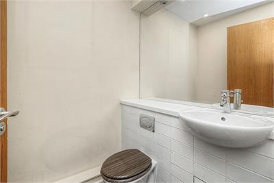 5 Saltire Square, Granton, Edinburgh, EH5 1PR - image 7