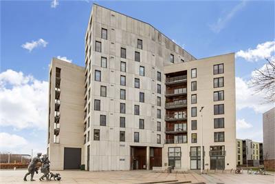 5 Saltire Square, Granton, Edinburgh, EH5 1PR - image 1