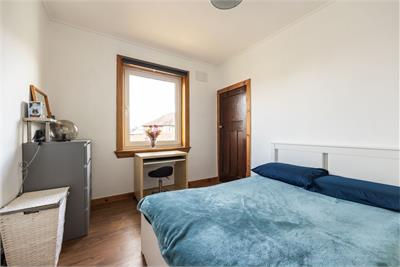 182 Colinton Mains Road, Edinburgh, EH13 9BU - image 5