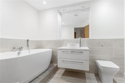 8B, High Street, Penicuik, EH26 8HW - image 5