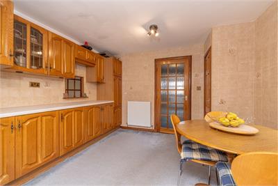 40 Bankton Park West,
Livingston,
EH54 9BP - image 13