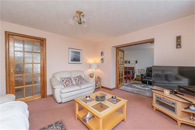 40 Bankton Park West,
Livingston,
EH54 9BP - image 10
