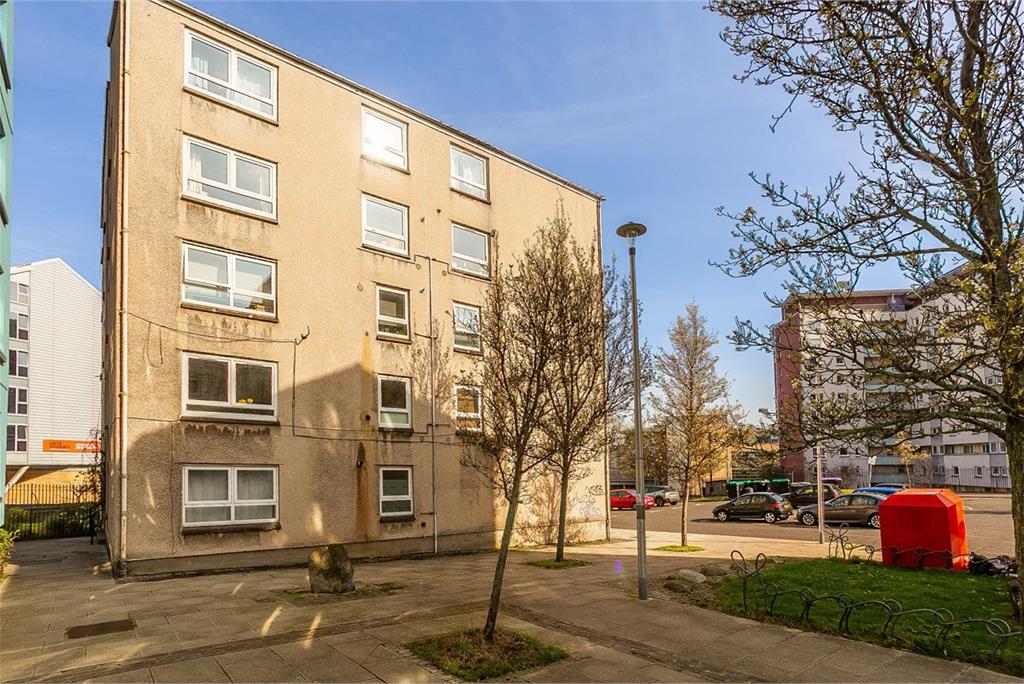 100/6 Holyrood Road,
Edinburgh,
EH8 8AJ - image 24