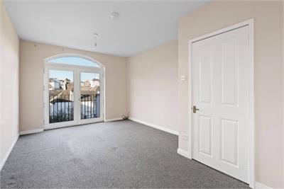 3/5 Browns Close, Old Town, Edinburgh, EH8 8BT - image 2