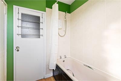 3/5 Browns Close, Old Town, Edinburgh, EH8 8BT - image 12
