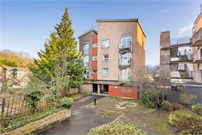 3/5 Browns Close, Old Town, Edinburgh, EH8 8BT - image 16