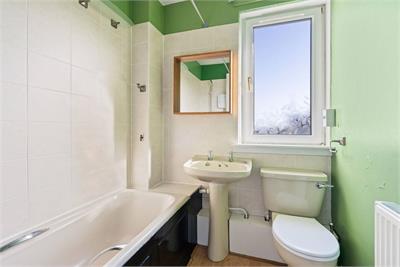 3/5 Browns Close, Old Town, Edinburgh, EH8 8BT - image 6