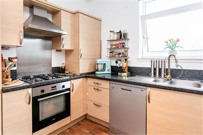 Flat 16, 7 Hawkhill Close, Edinburgh, EH7 6FE - image 11