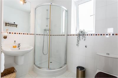 Flat 16, 7 Hawkhill Close, Edinburgh, EH7 6FE - image 14