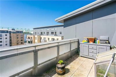 Flat 16, 7 Hawkhill Close, Edinburgh, EH7 6FE - image 5