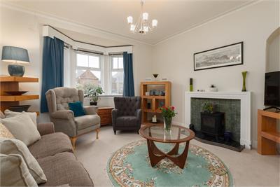 7 East Caiystane Road, Edinburgh, EH10 6RP - image 2