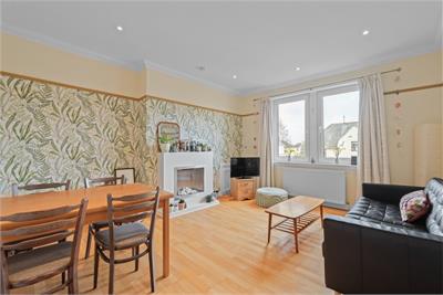 19 Horsbrugh Street, Innerleithen, EH44 6LF - image 2