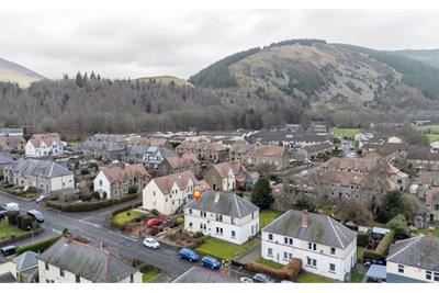 19 Horsbrugh Street, Innerleithen, EH44 6LF - image 11