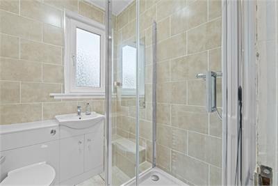 19 Horsbrugh Street, Innerleithen, EH44 6LF - image 6