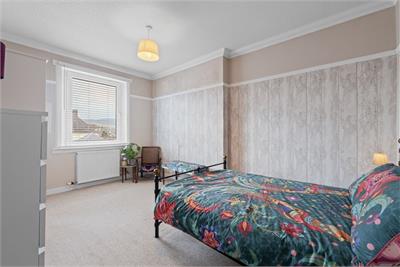 19 Horsbrugh Street, Innerleithen, EH44 6LF - image 8