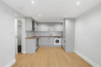 16 Duke Street, Leith Links, Edinburgh, EH6 8HQ - image 3