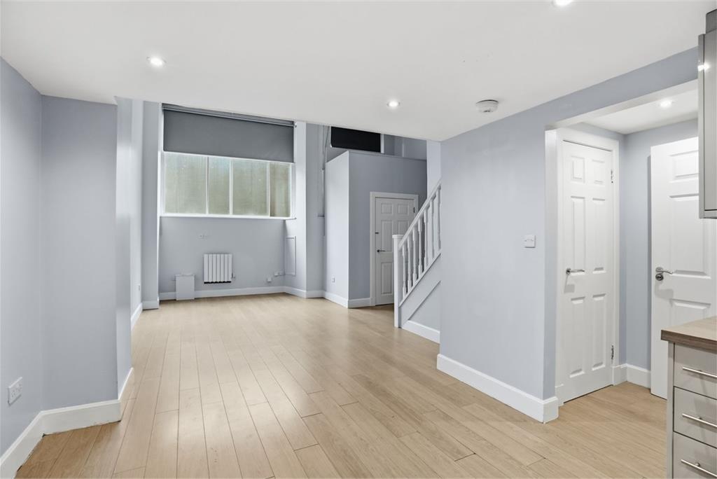 16 Duke Street, Leith Links, Edinburgh, EH6 8HQ - image 4