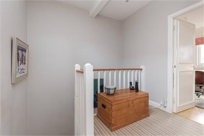 16 Cramond Road South,
Edinburgh,
EH4 6AA - image 20