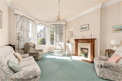 7 Lockharton Gardens, Edinburgh, EH14 1AU - image 2