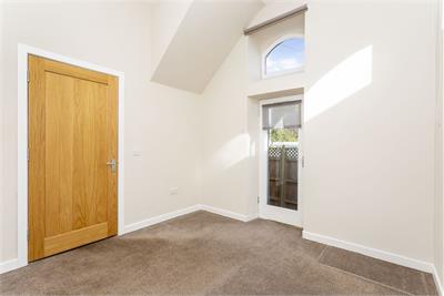 The Coach House, 70 Kingston Avenue, Edinburgh, EH16 5SW - image 17