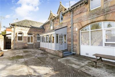 The Coach House, 70 Kingston Avenue, Edinburgh, EH16 5SW - image 27