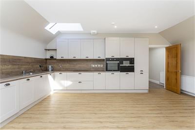 The Coach House, 70 Kingston Avenue, Edinburgh, EH16 5SW - image 5