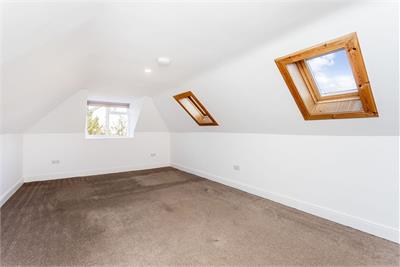 The Coach House, 70 Kingston Avenue, Edinburgh, EH16 5SW - image 9