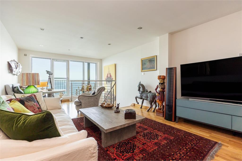 3/9 Western Harbour Breakwater, Edinburgh, EH6 6PA - image 2