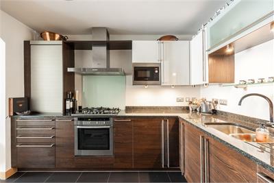 3/9 Western Harbour Breakwater, Edinburgh, EH6 6PA - image 11